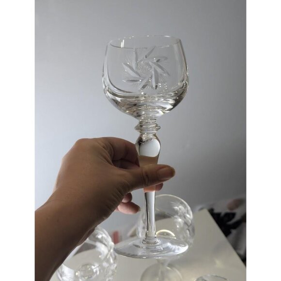 4 Vintage Pinwheel Crystal Wine Glasses, Crystal Hand Cut Wine Glasses - Picture 2 of 8